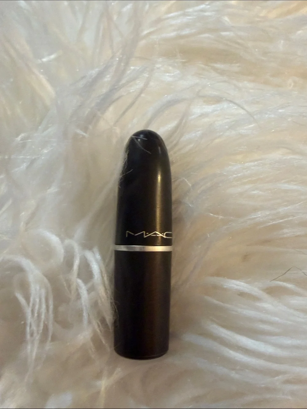 MAC Cosmetics Lipstick color velvet teddy